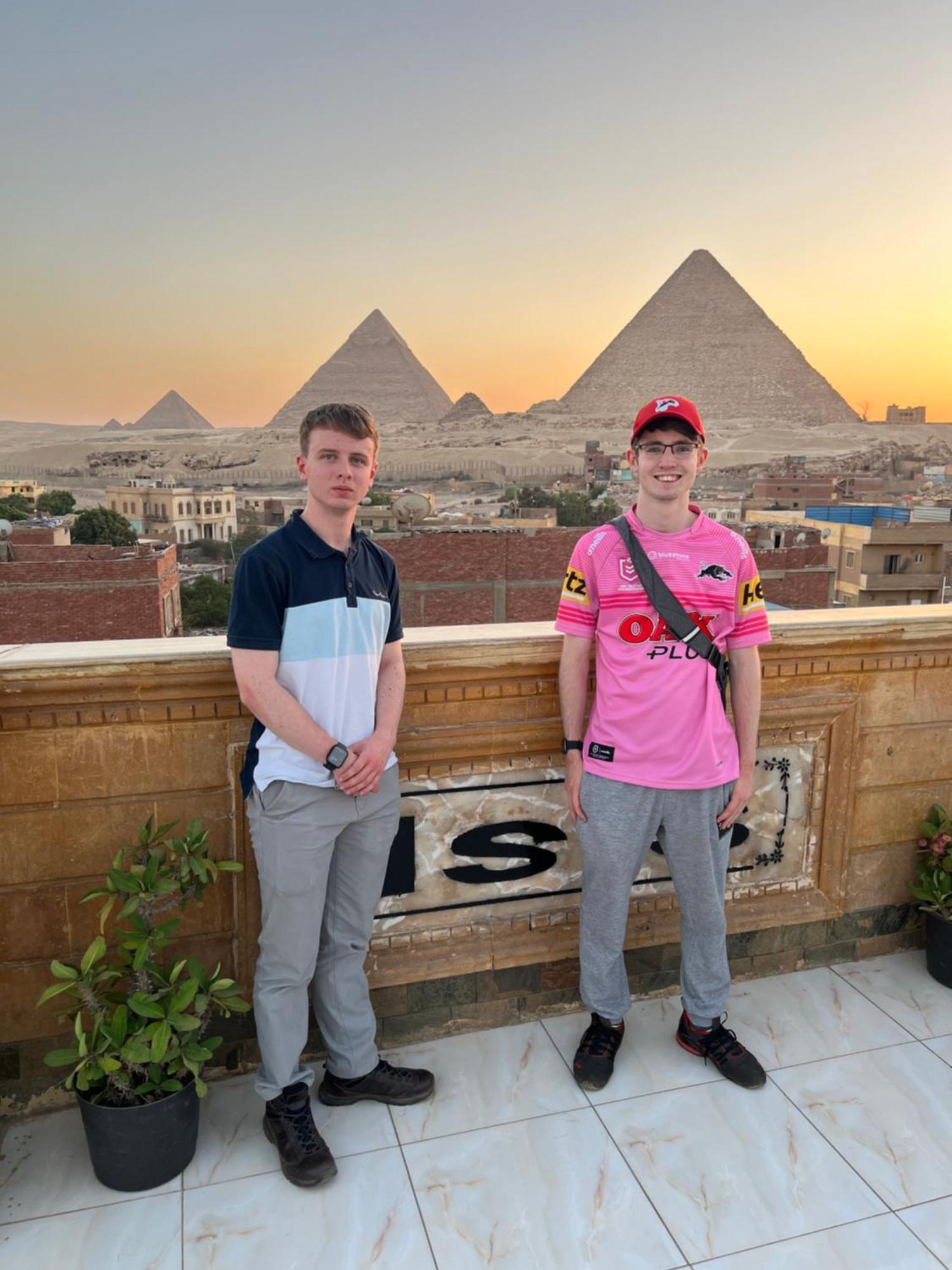 Moses Pyramids Inn Kafret el-Gabal Esterno foto